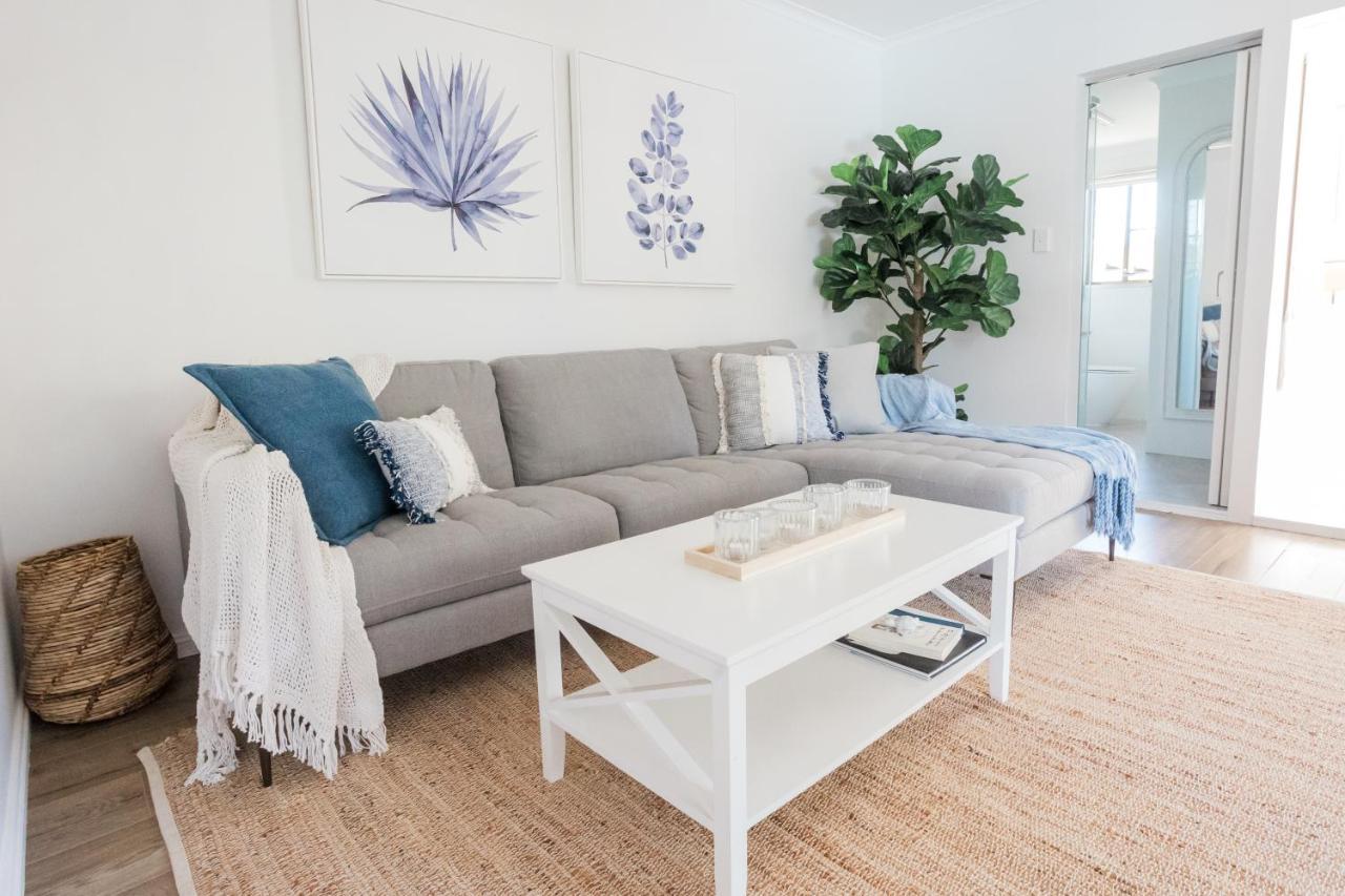 Studio 26: Central, Hampton'S Poolside Hideaway Кофс-Харбор Экстерьер фото